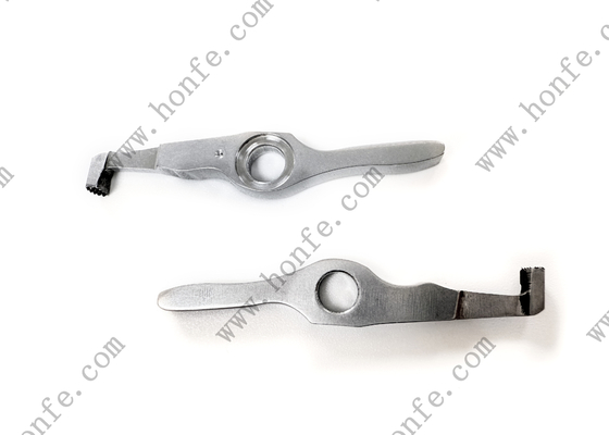 Ondergrijper met verzonken boring 911319363 D1 1.5*3 Diamant gekarteld Sulzer weefgetouw reserveonderdelen